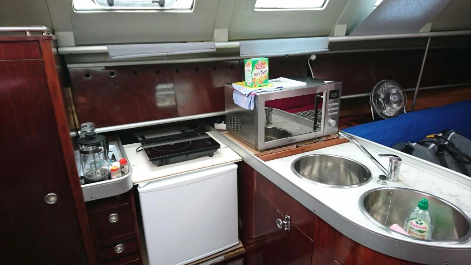Botel Amazing Flat In Classic Sailing Boat In Barcelona